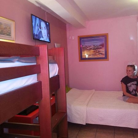 Hotel Des Voyageurs Montpellier Dış mekan fotoğraf