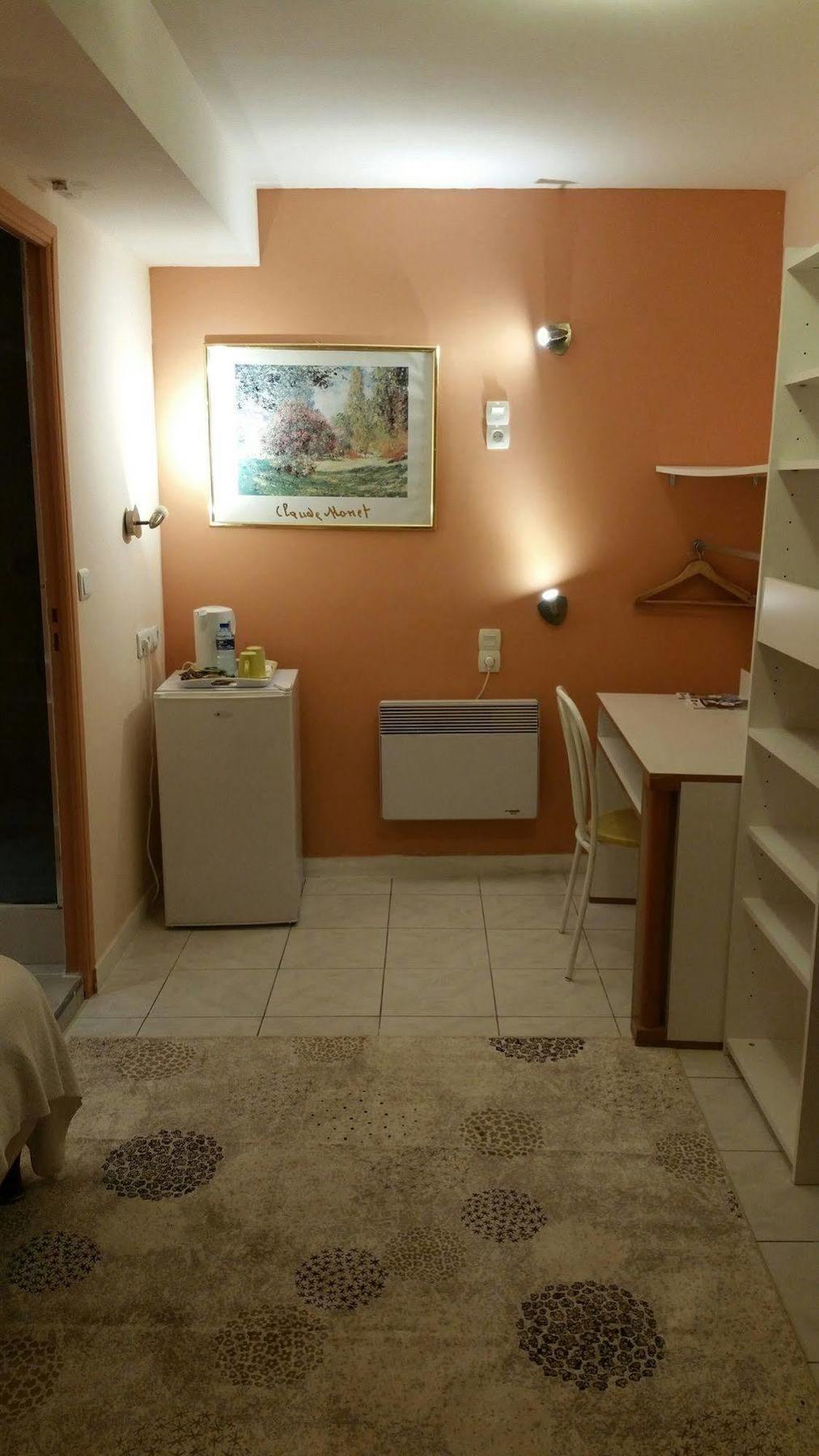 Hotel Des Voyageurs Montpellier Dış mekan fotoğraf