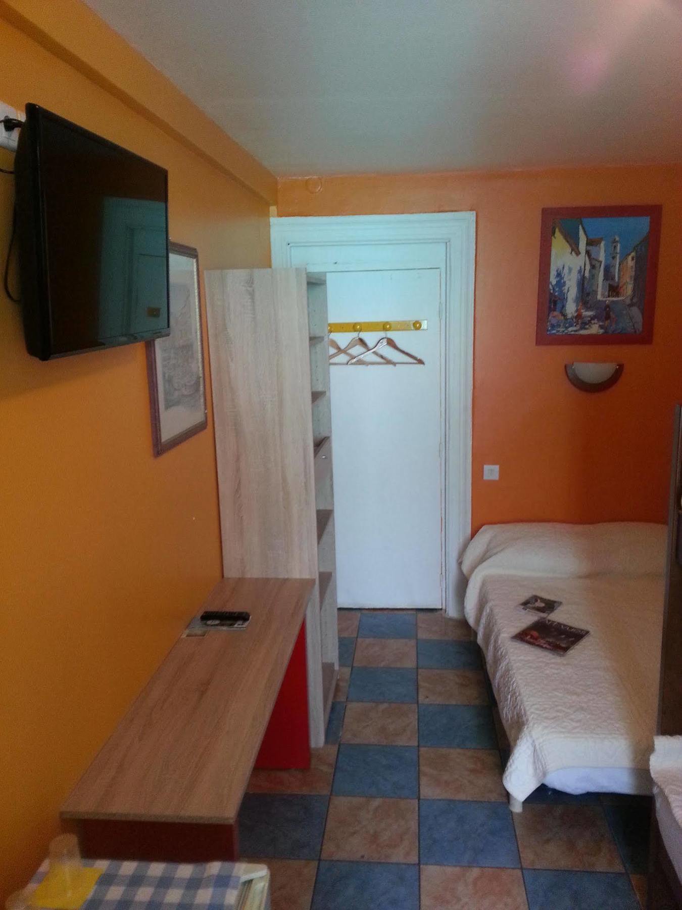 Hotel Des Voyageurs Montpellier Dış mekan fotoğraf